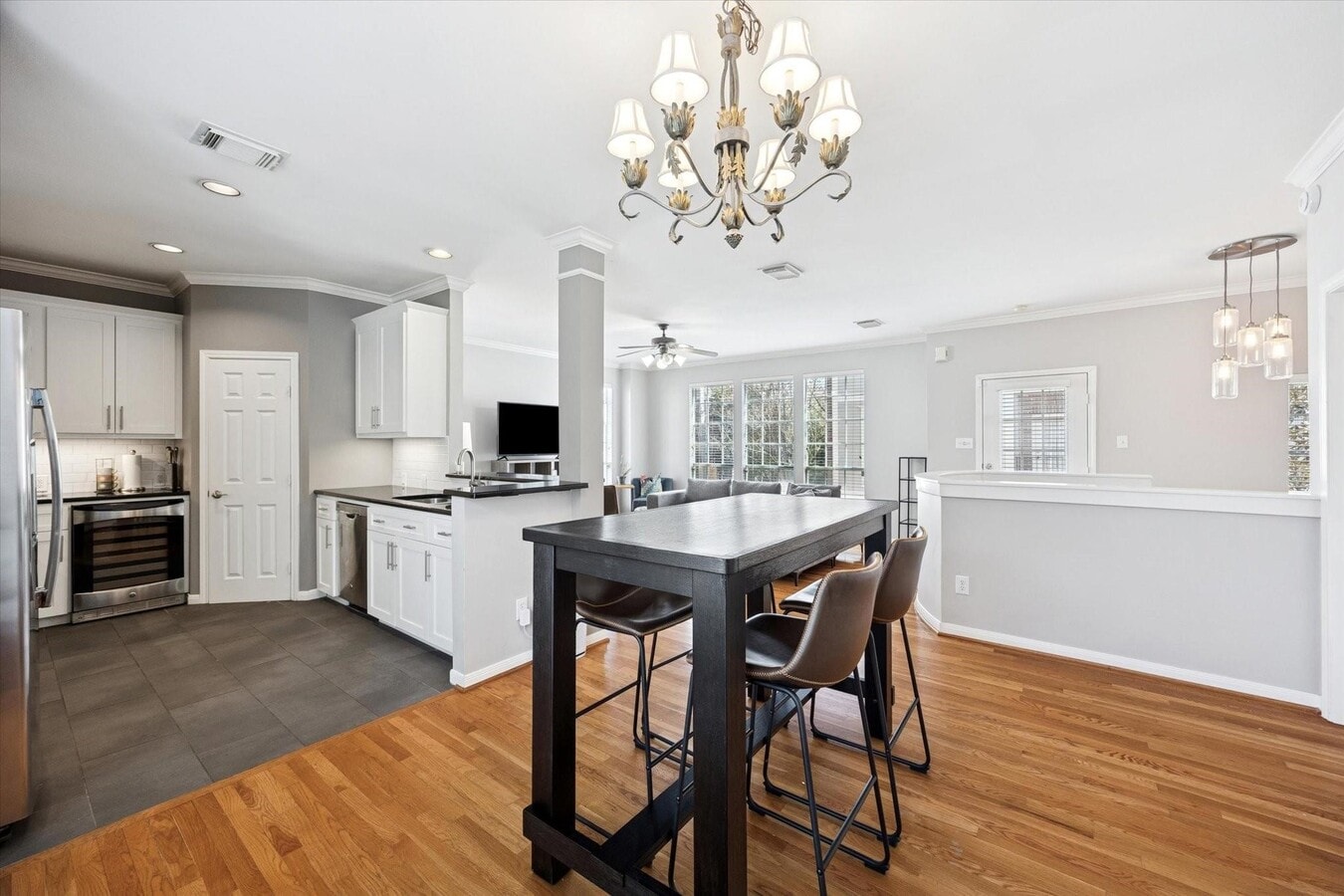 Photo - 4113 Blossom St Unidad A
