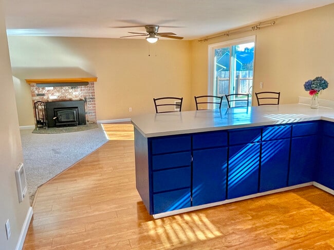 Photo - 1145 SW Leschi Dr