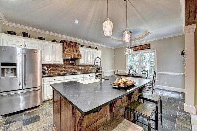 Photo - 2185 Liberty Bell Pl