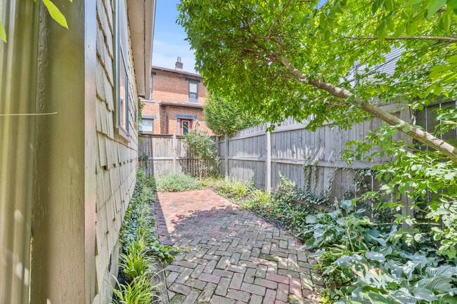 Side Yard - 545 S 6th St