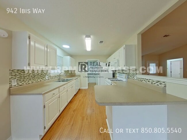 Photo - 942 Ibis Way