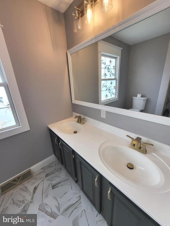 Photo - 446 Crosswinds Dr