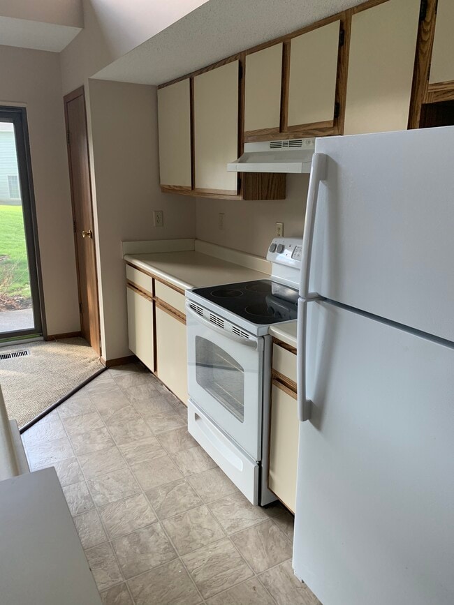 Photo - 139 N Terrace Ave Unit 3