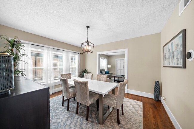 Photo - 1631 Castle Ct