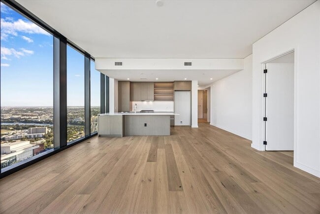 Photo - 610 Davis St Unit 4807