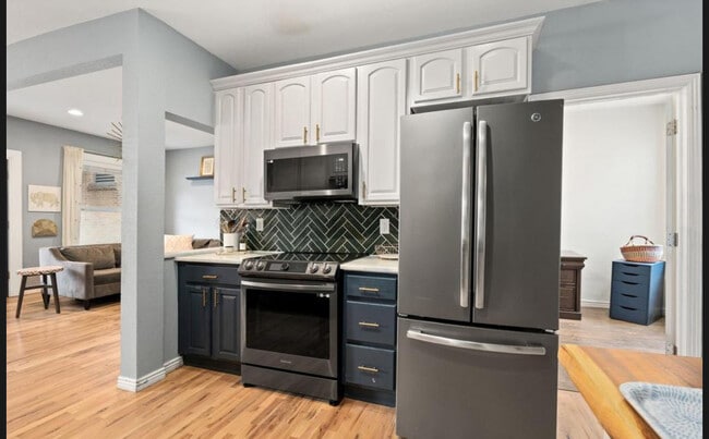 Building Photo - 3109 N Williams St Rental