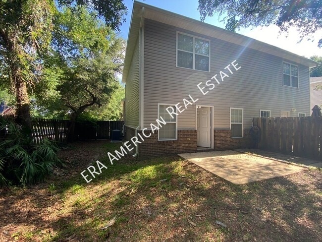 Photo - 96 2nd Ave