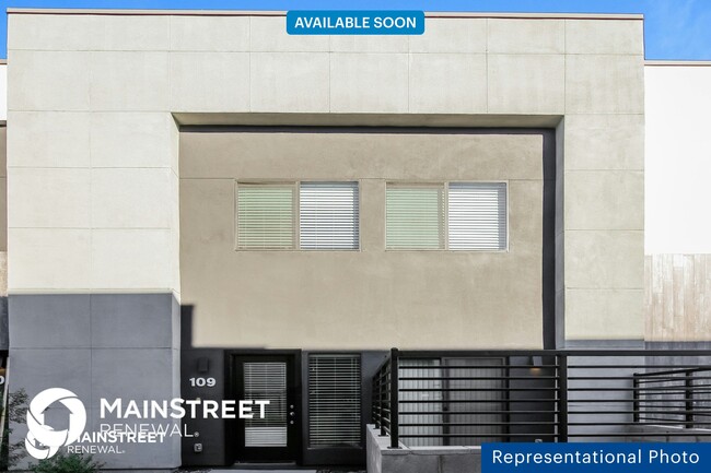 Photo - 1119 S Stapley Dr Townhome