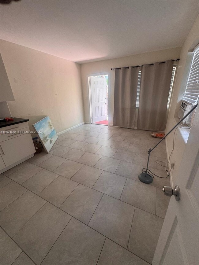 Photo - 2900 N Ocean Blvd Unidad 4