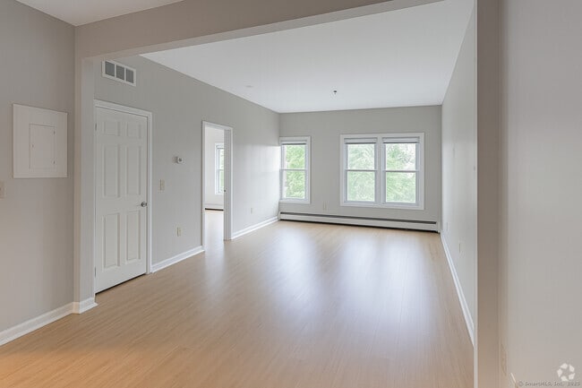 Building Photo - 1838 Black Rock Tpke Unit 303 Rental
