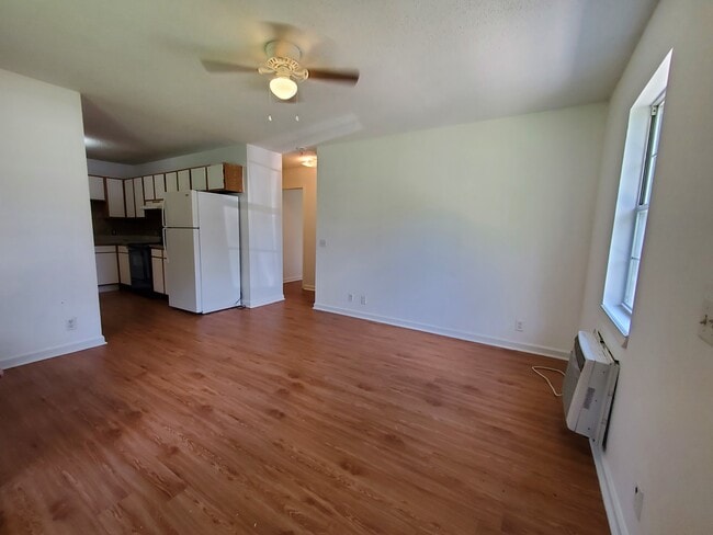 Photo - 63 Harry Ave