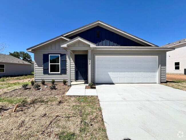 Building Photo - New Home in New Tolar Oaks Neighborhood