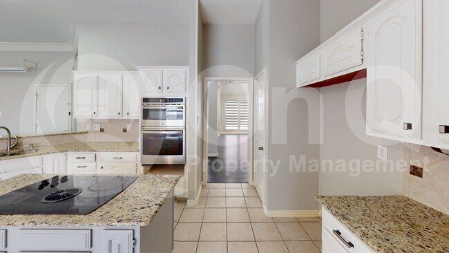 1629 Bennington Dr