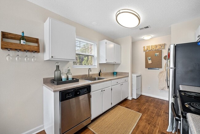 29 Edgewater