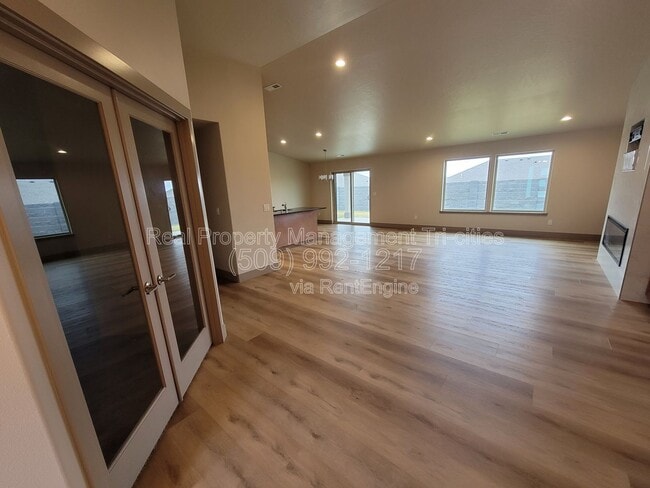 Photo - 10509 Silverbright Dr