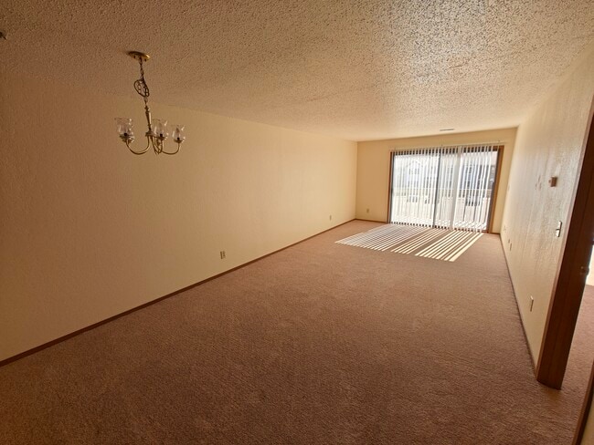Pine Run Place Apartments and Townhomes