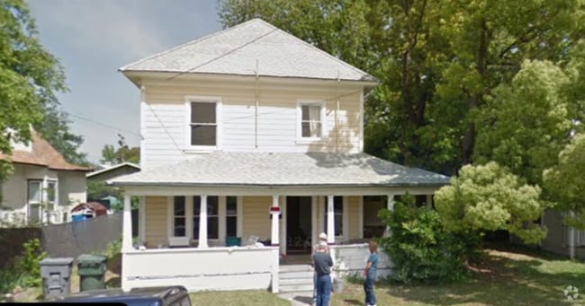Building Photo - 2074 Wilcox Ave Rental