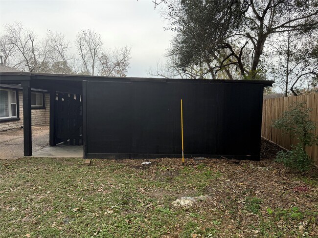 Photo - 7070 Brace St