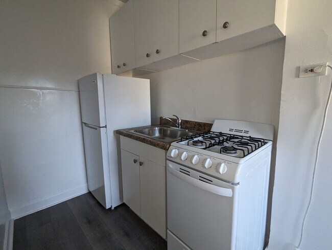 Photo - 5417 N Kenmore Ave Unit 309