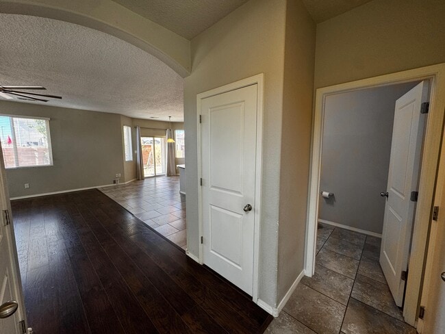 Photo - 8901 Eagle Hills Dr NW