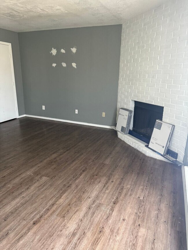 Photo - 2 bed, 2-1/2 bath