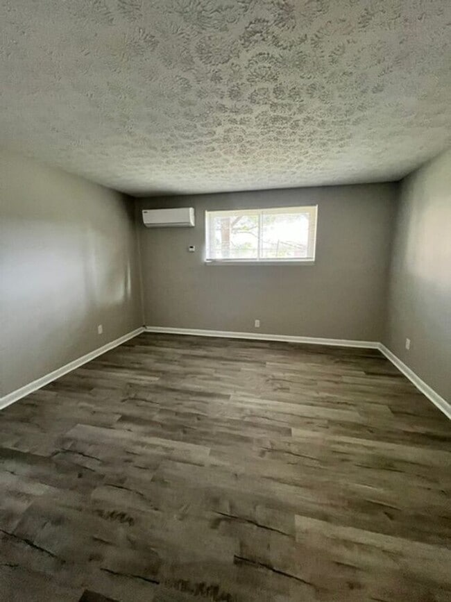 Photo - 2082 Fairmont Ct Unidad 13