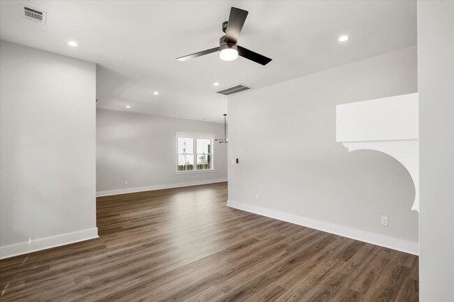 Photo - 5406 Mildred St