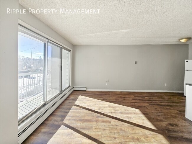 Photo - JUST RENOVATED! 1 Beds, 1 Baths Apartment/Condo | No Pets Allowed | ONE MONTH FREE for Early Move-in Unit 212