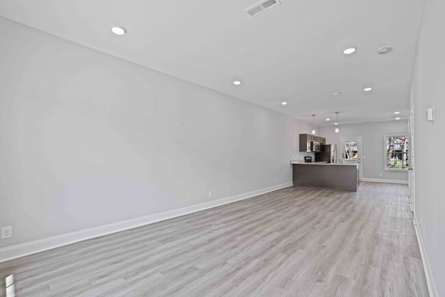 Photo - 2500 Tiny Town Rd