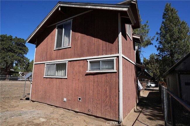Photo - 2130 7th Ln