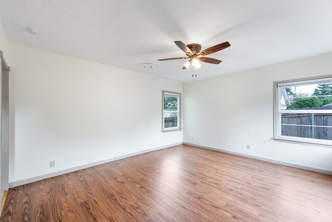 Photo - TWO BEDROOM HOUSE IN KELSO