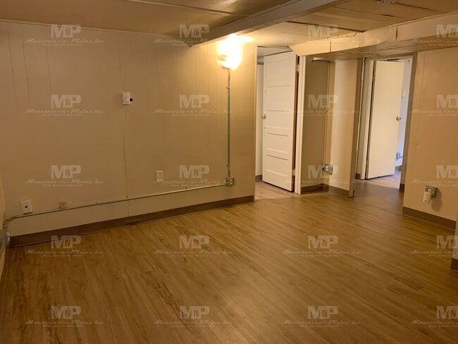 Photo - 622 1/2 S Loomis Ave