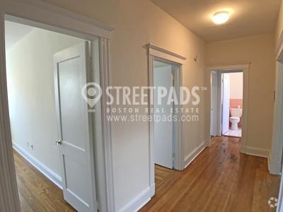 Building Photo - 3 bedroom in Boston MA 02135 Rental