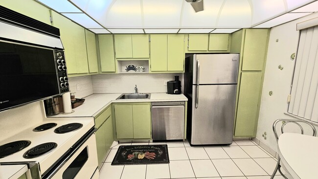 Photo - 575 Oaks Ln Unidad 1010