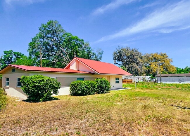 Building Photo - Beautiful 4/2 in Fairbanks Park