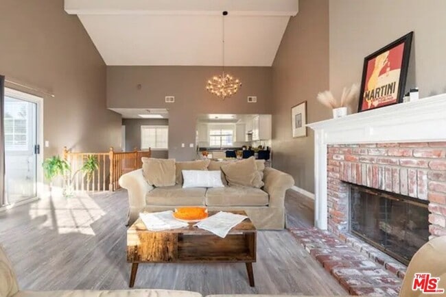 Photo - 2603 Vanderbilt Ln Townhome