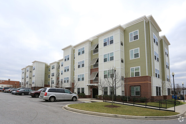 Building Photo - Penn Square Rental