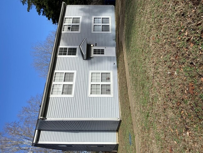 Photo - 6667 Cedar Lake Dr