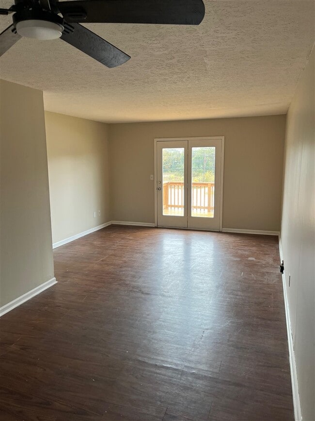 Photo - 1705 Cliff Ridge Ct