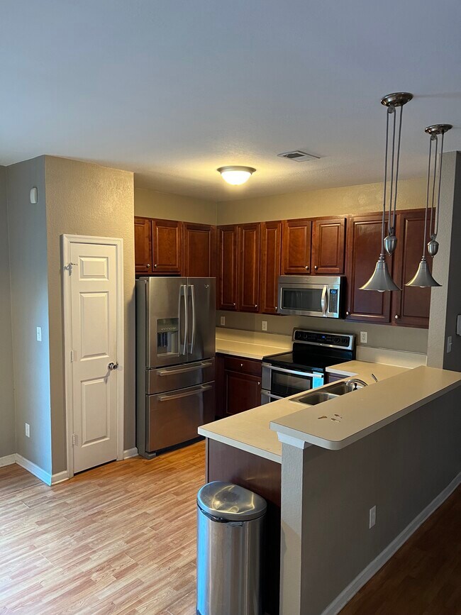 Photo - 305 Garcia Dr