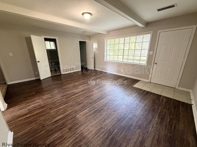 Photo - 4672 Willow Rd