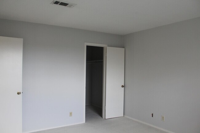 Photo - 1214 Hi Stirrup