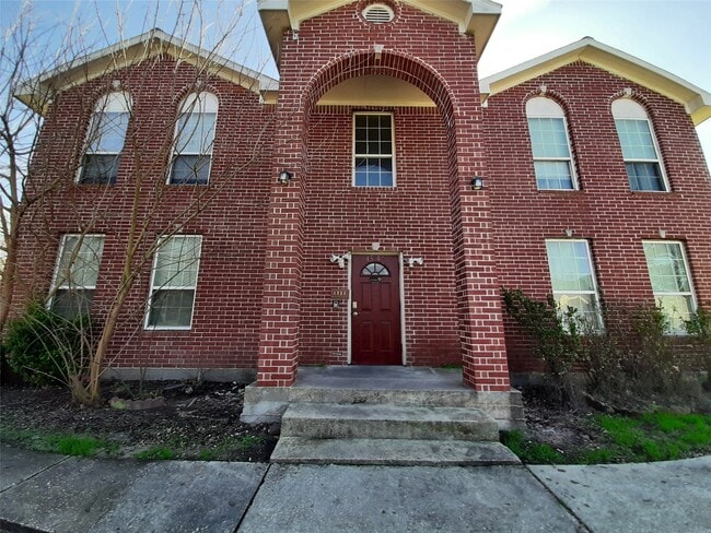 Building Photo - 4542 Otterbury Dr Rental