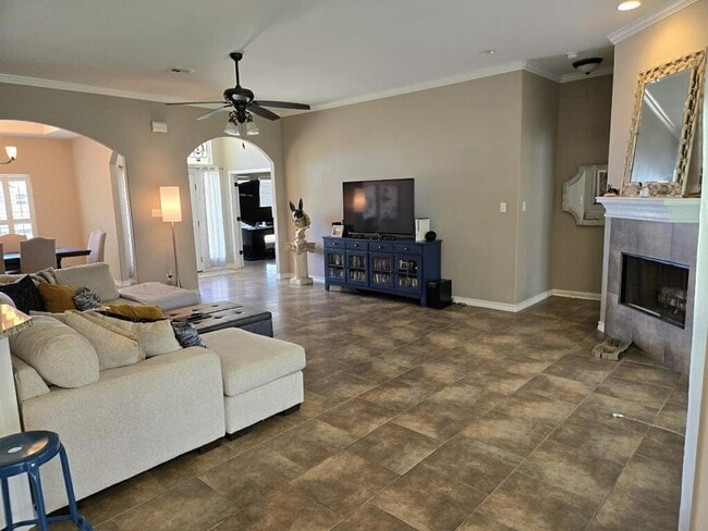 Photo - 13942 Whitecap Blvd