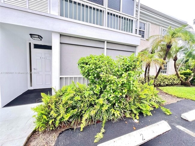 Photo - 6385 Bay Club Dr Unit 2