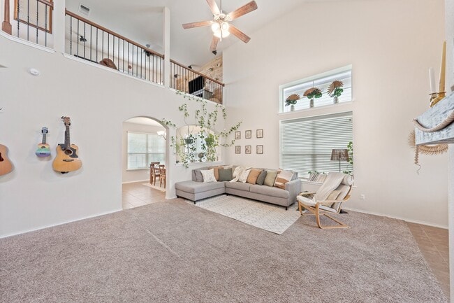 Photo - 5516 Pinery Dr