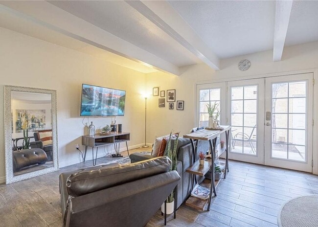 Photo - 43621 Stanridge Ave