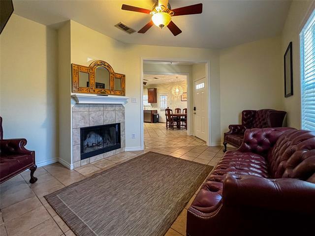Photo - 2111 Harrison Ave
