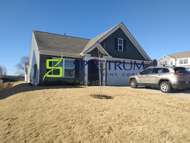 Photo - 220 Greene Ln