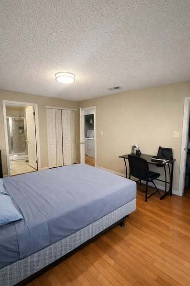 Photo - 30 Richmond Street4 - Master Bedroom